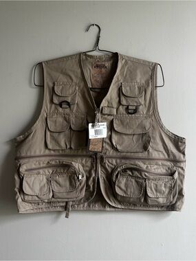Master Sportsman Men's Utility Fishing Vest in Taupe